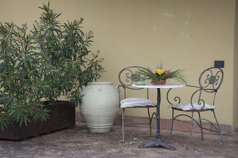 Agriturismo Scuderie Della Contea Sutri Εξωτερικό φωτογραφία